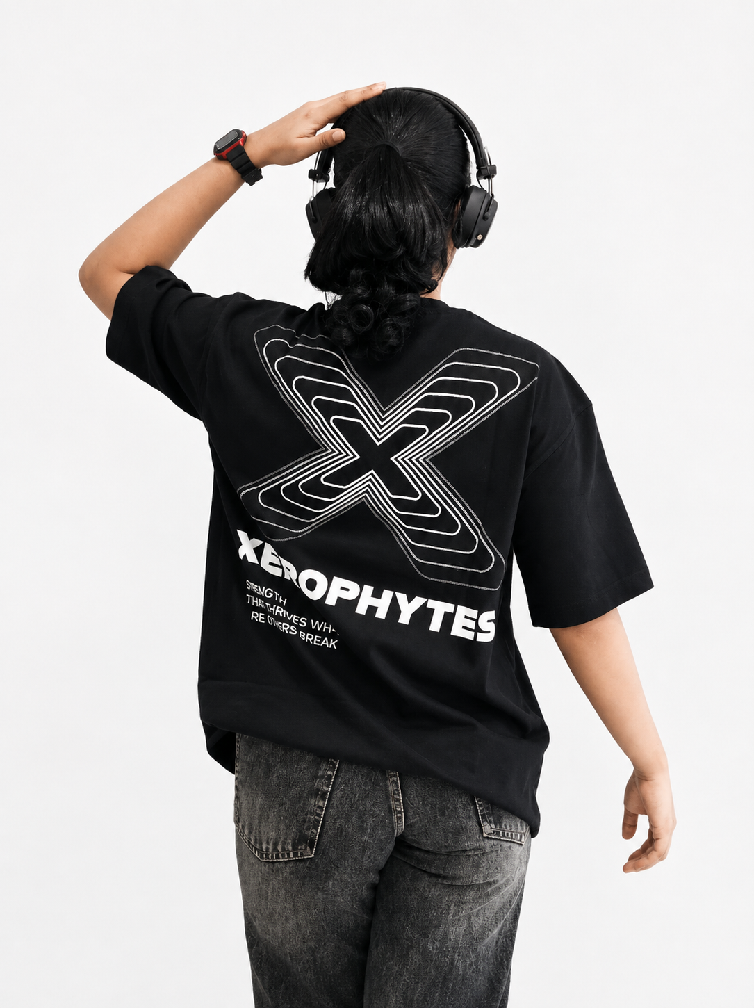 Women Black Outline  X Topo Graphic